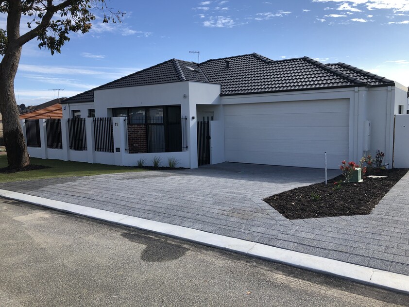 2021 Front Villa