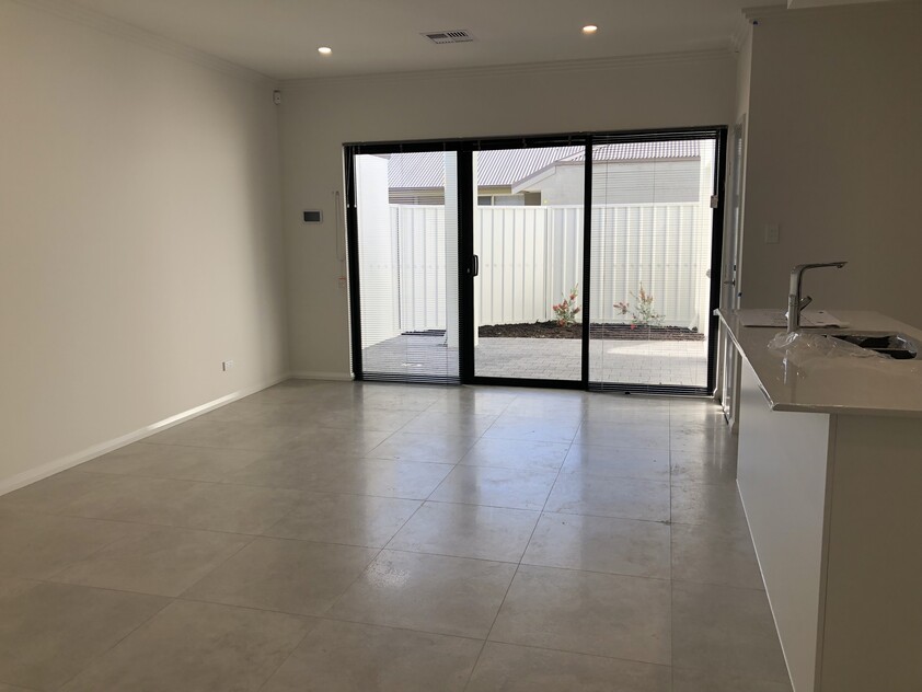 2021 Front Villa