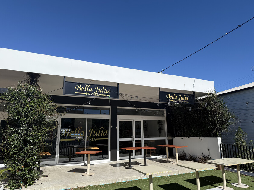 Restaurant-Ready Space in High-Exposure Ashgrove Location Fully Equipped & Ready to Go!