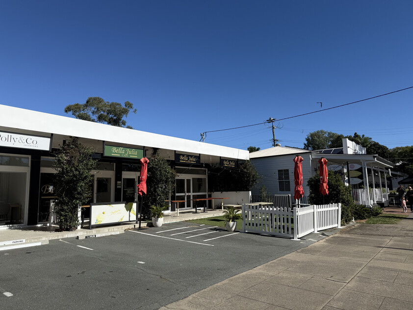 Restaurant-Ready Space in High-Exposure Ashgrove Location Fully Equipped & Ready to Go!