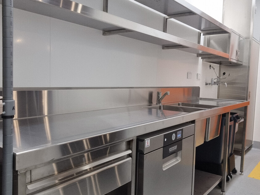 EOI - Munarra Café Commercial Lease