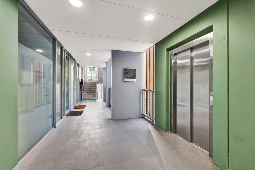 Superb Modern Office overlooking golf course