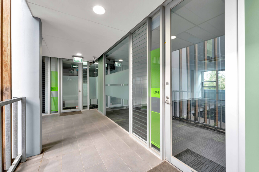 Superb Modern Office overlooking golf course