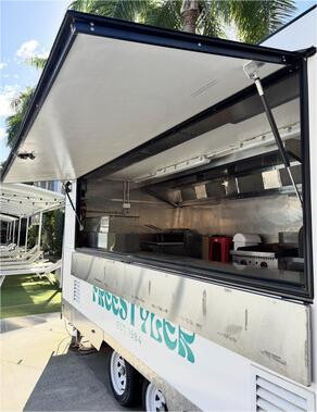 Food Truck/kitchen for Lease High Foot Traffic Fortitude Valley Whitlam street Location