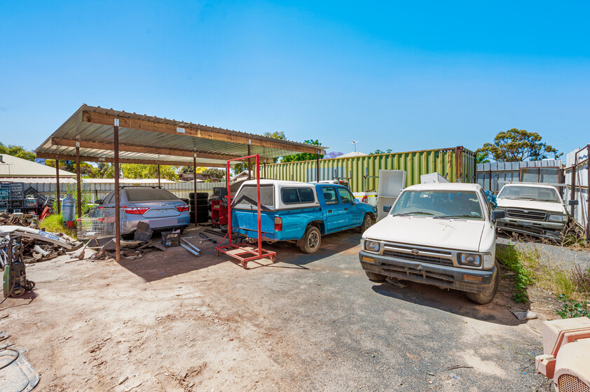 Commercial Freehold Property with HUGE POTENTIAL