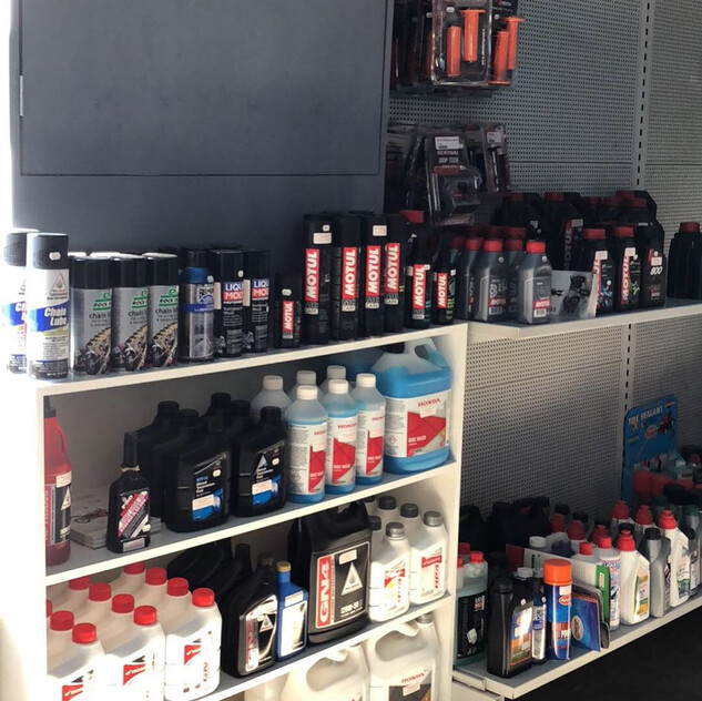 Stihl, Honda & more Dealership including full workshop & residence