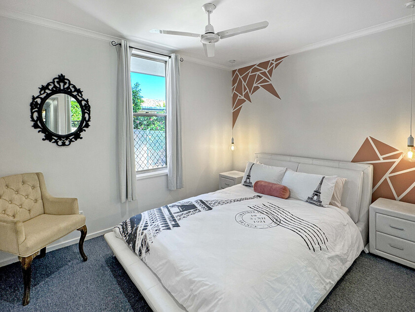 Family Comfort, Entertainer’s Paradise & Stunning Mt Gillen Views