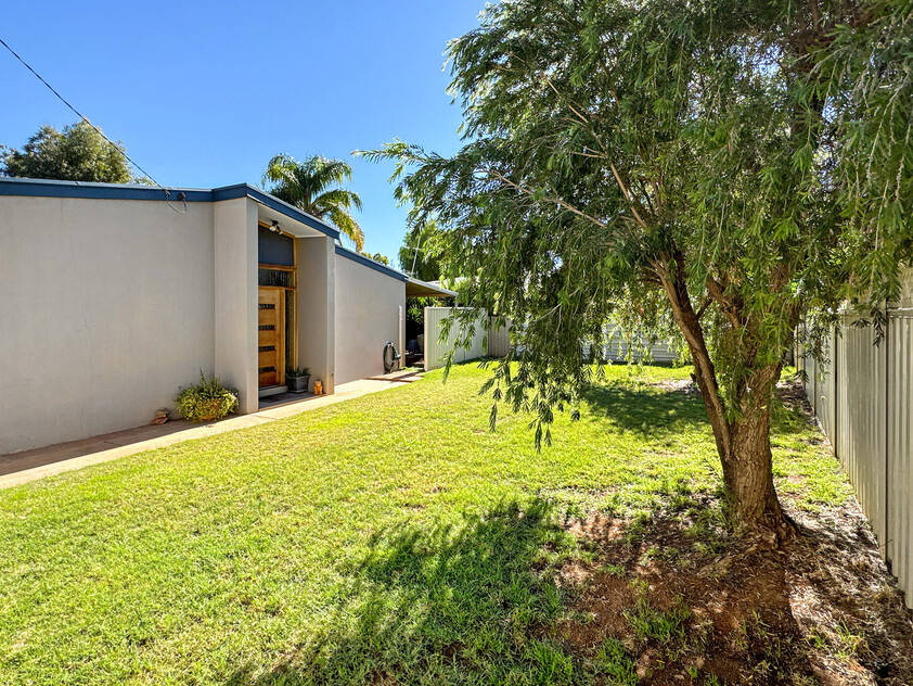 Family Comfort, Entertainer’s Paradise & Stunning Mt Gillen Views