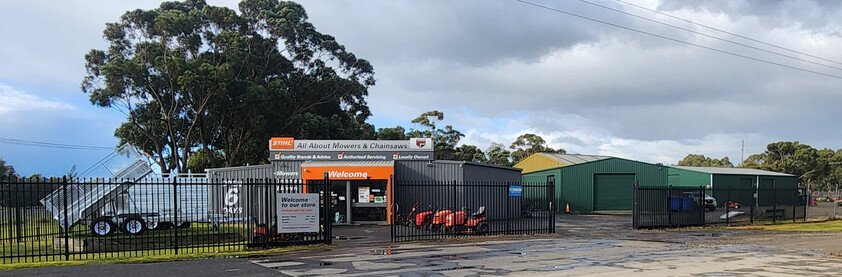 FREEHOLD SALE : 3 WAREHOUSES ON 4491SQM INDUSTRIAL 1 ZONED LAND WITH QUALITY CHAINSAW BUSINESS