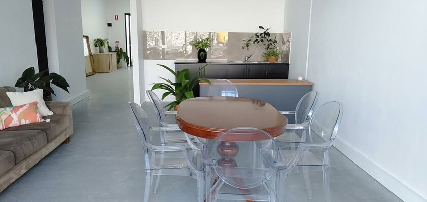 For Lease Office/Studio Space in the Heart of Byron’s Creative Hub
