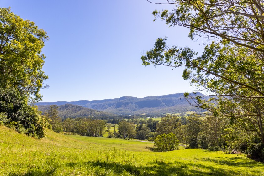 Large Farm Kangaroo Valley 1.5 Hrs South of Sydney