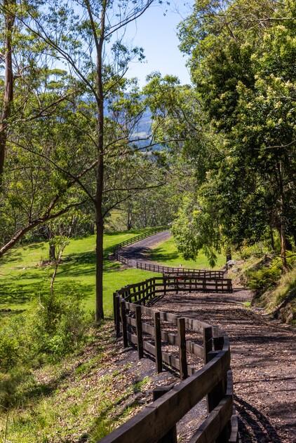Large Farm Kangaroo Valley 1.5 Hrs South of Sydney