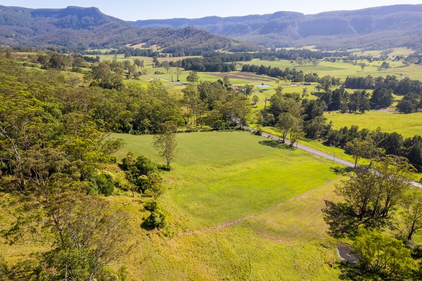 Large Farm Kangaroo Valley 1.5 Hrs South of Sydney