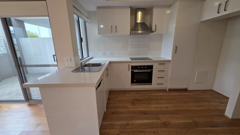 Stylish Urban Living in Rivervale Unit 3 / 3 Cleaver Terrace