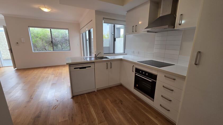 Stylish Urban Living in Rivervale Unit 3 / 3 Cleaver Terrace