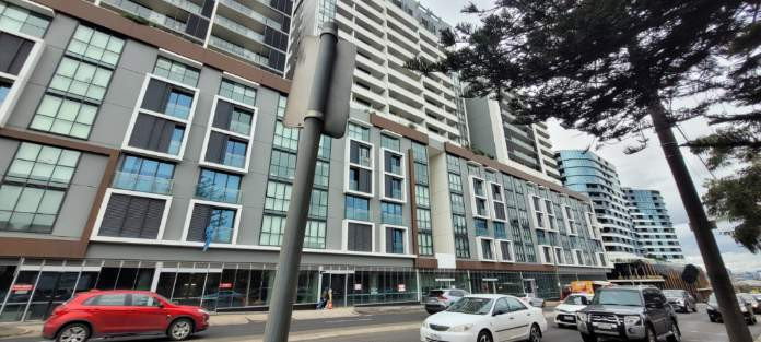 Prime Retail Space for Lease - 179m2 with 4.8m High Ceilings - First 4 Months Free