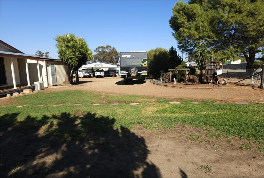 3 bedroom house on 1/2 acre block