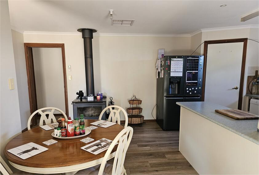 3 bedroom house on 1/2 acre block