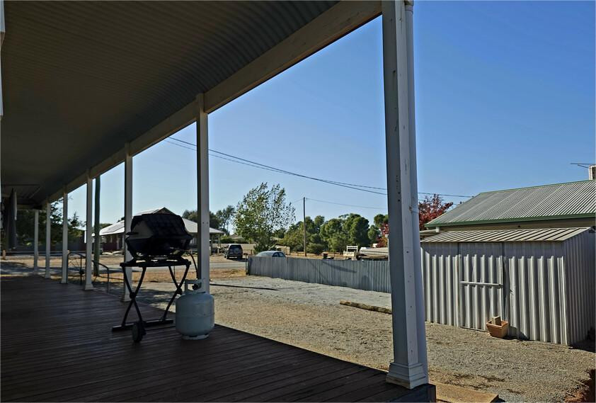 3 bedroom house on 1/2 acre block