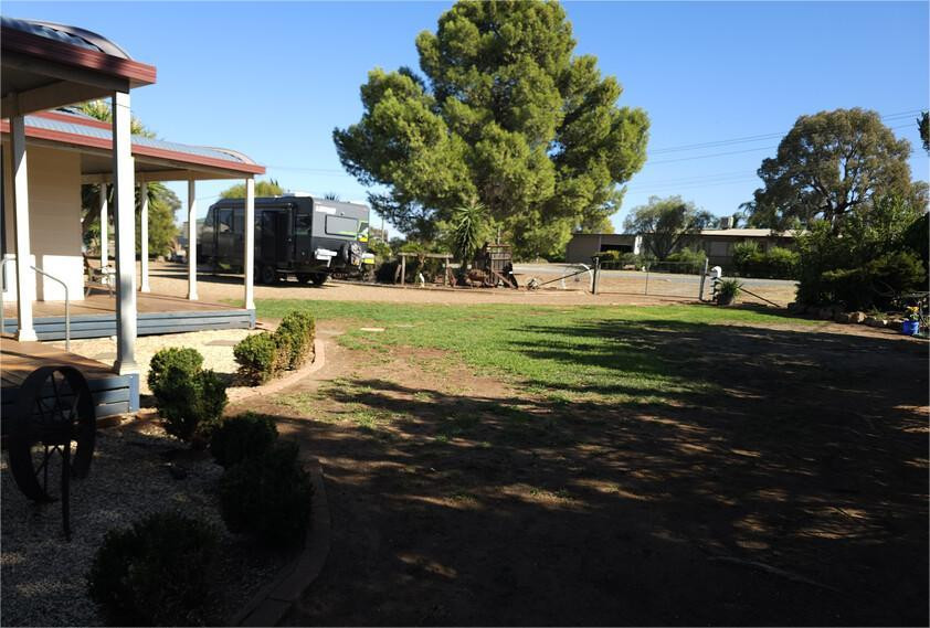 3 bedroom house on 1/2 acre block
