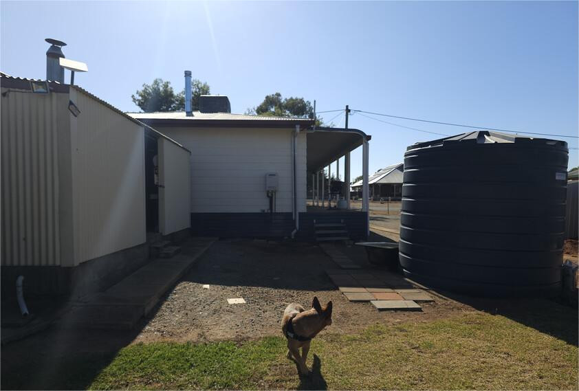 3 bedroom house on 1/2 acre block