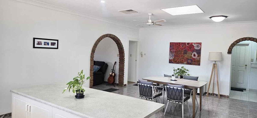 Property with 2 Residences & 2 Galleries on 6.5 acres