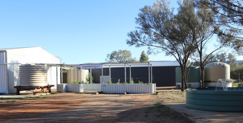 Property with 2 Residences & 2 Galleries on 6.5 acres