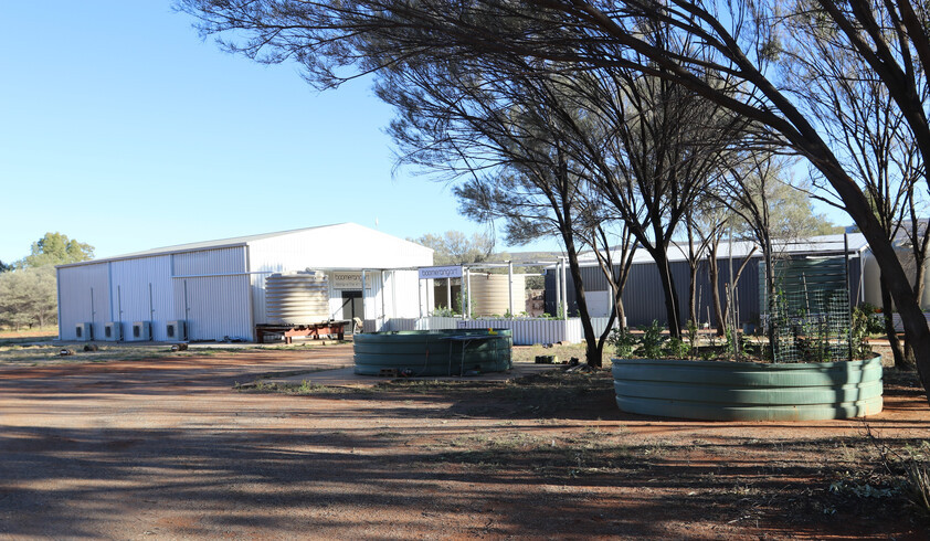 Property with 2 Residences & 2 Galleries on 6.5 acres