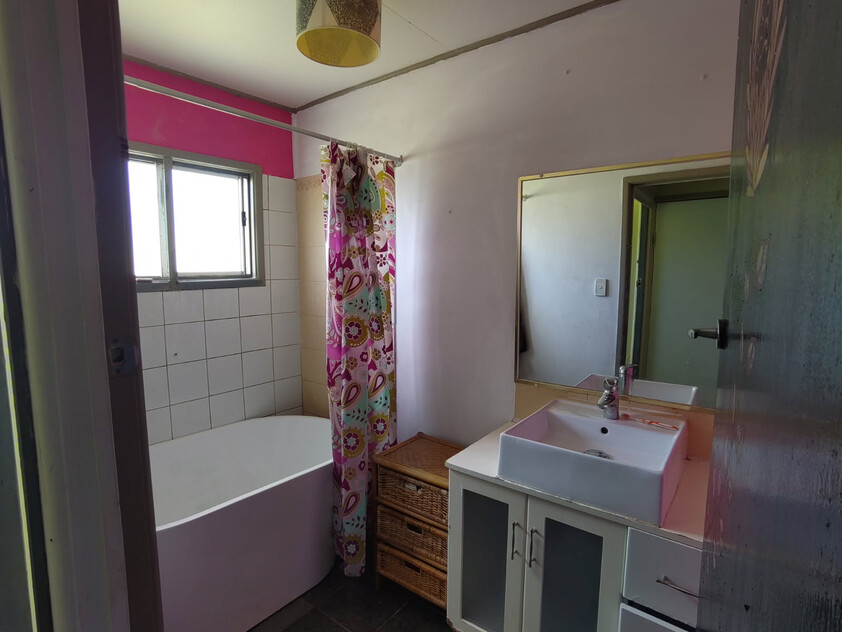 Dual Living on Top of the World w 360 views on 160acres w Diversified Income from Home in Lockyer Valley