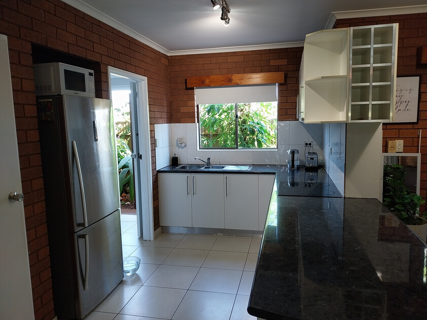 Charming Townhouse in Katherine East