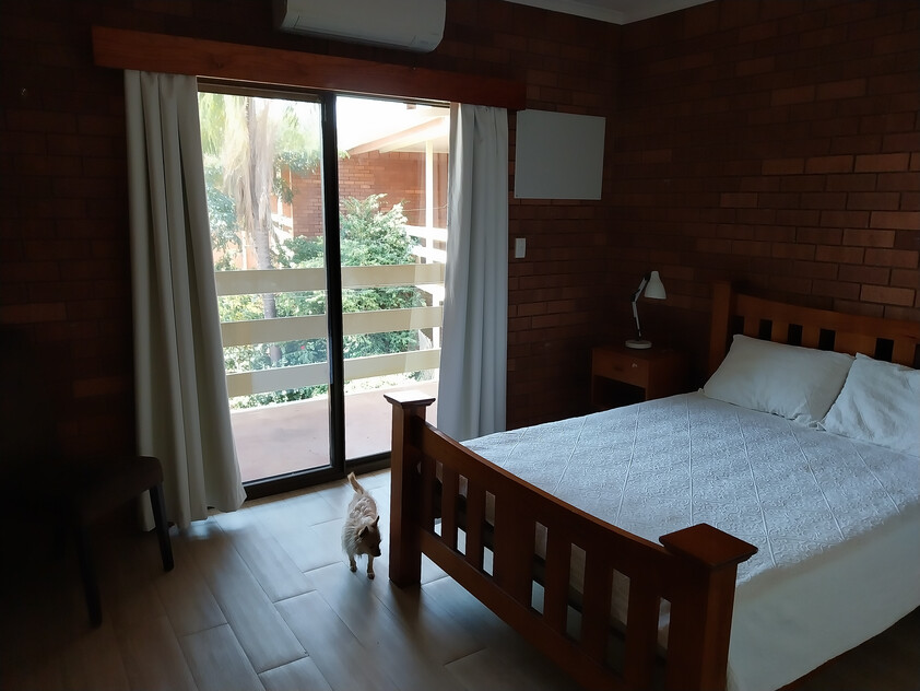 Charming Townhouse in Katherine East