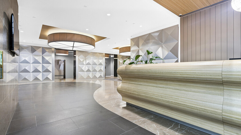 Stylish Southbank Apartment with Premium Amenities & City Convenience