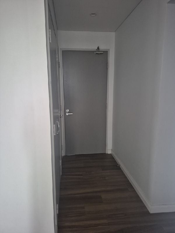 Modern 2-Bedroom Apartment with Balcony & Parking in the Heart of Parramatta