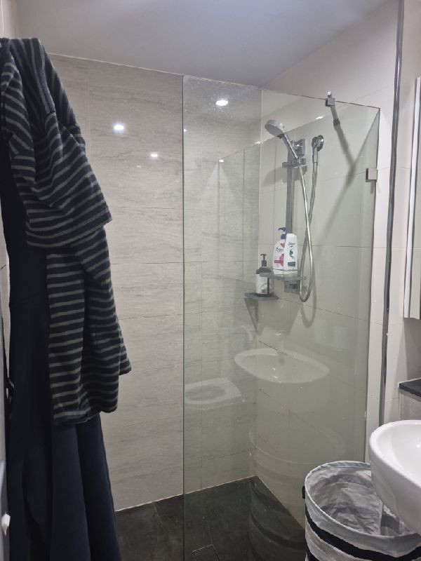 Modern 2-Bedroom Apartment with Balcony & Parking in the Heart of Parramatta