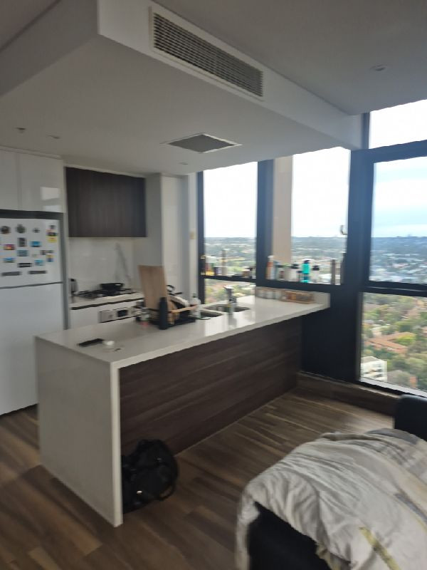 Modern 2-Bedroom Apartment with Balcony & Parking in the Heart of Parramatta