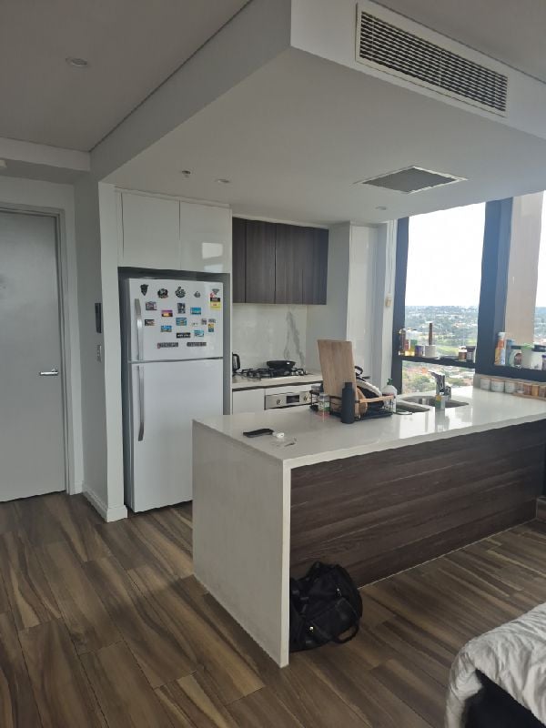 Modern 2-Bedroom Apartment with Balcony & Parking in the Heart of Parramatta