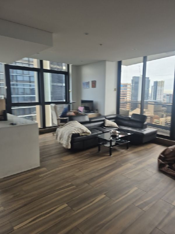 Modern 2-Bedroom Apartment with Balcony & Parking in the Heart of Parramatta
