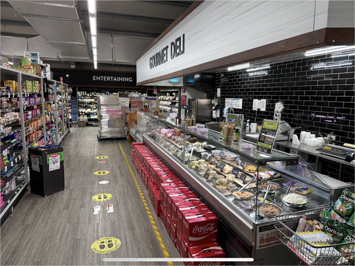 SUPERMARKET / SERVICE STATION & ROADHOUSE