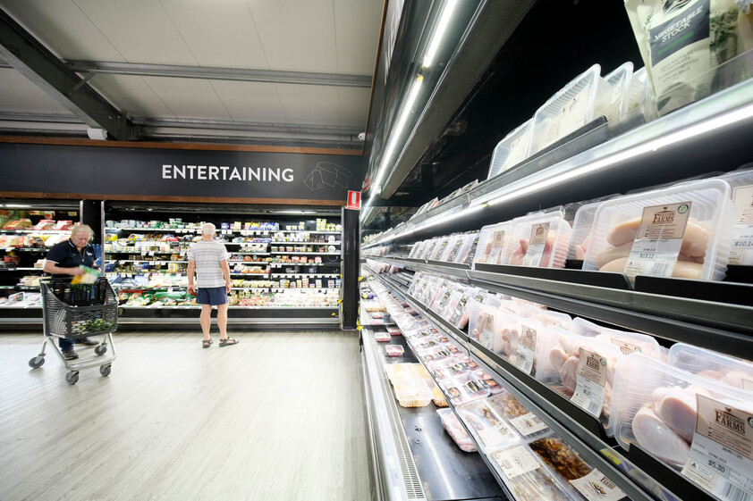 SUPERMARKET / SERVICE STATION & ROADHOUSE