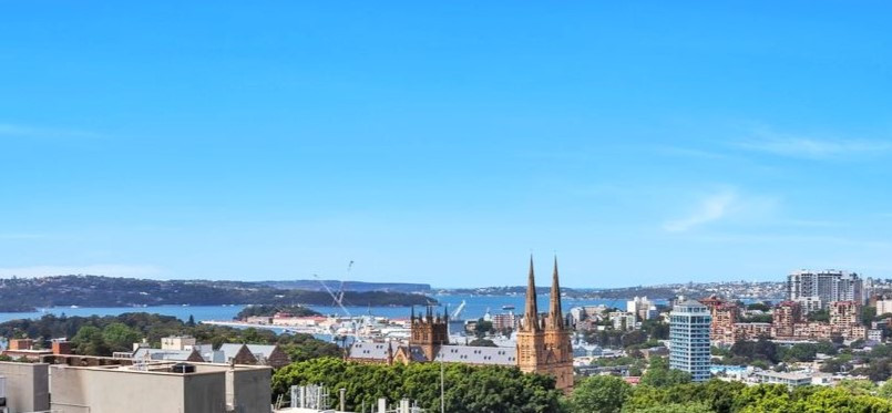 Spacious 2 Bedroom Apartment in the heart of the CBD at 27 Park St Sydney.