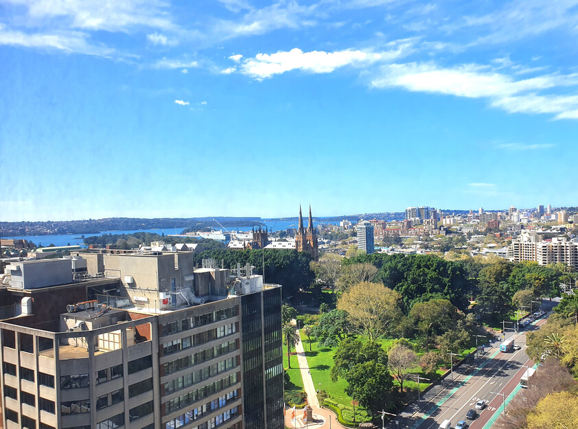 Spacious 2 Bedroom Apartment in the heart of the CBD at 27 Park St Sydney.