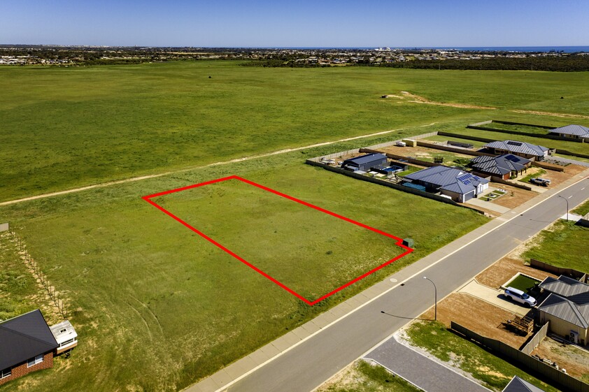 27 Wisteria Parade, Moresby WA 6530