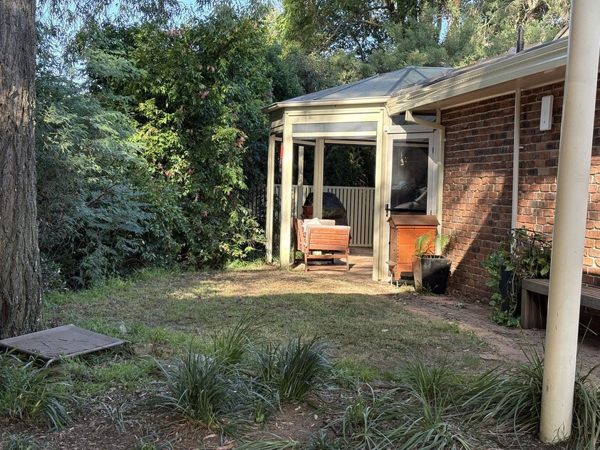 R2 med density: approx 550m to Regents Park TRAIN, Site Build- 6 TOWNHOUSES or GRAND RESIDENCE