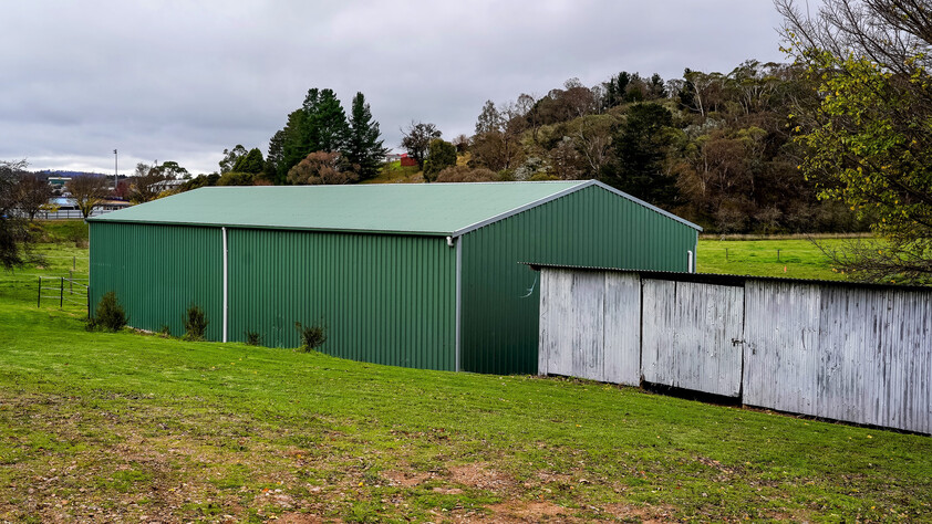(PENDING) RIVER FRONT AGREAGE with| Renovated Home |EQUINE FACILITIES