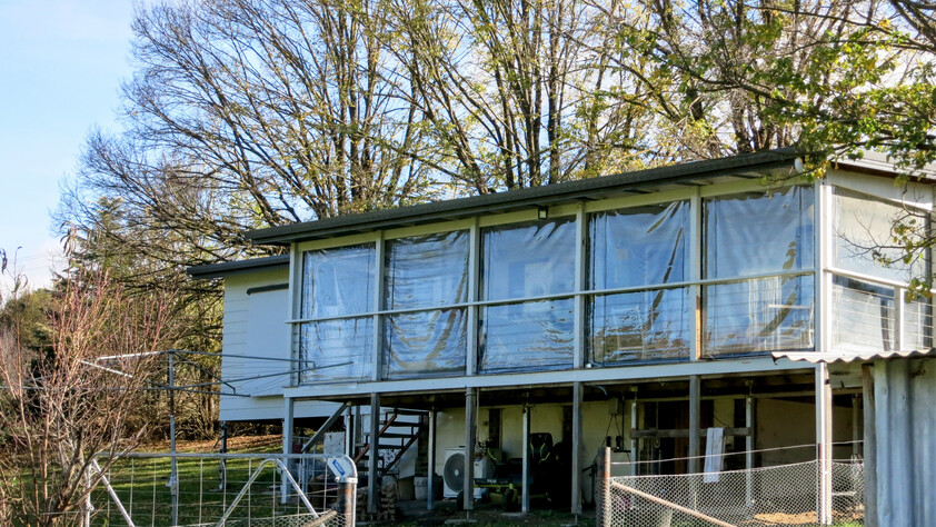 (PENDING) RIVER FRONT AGREAGE with| Renovated Home |EQUINE FACILITIES