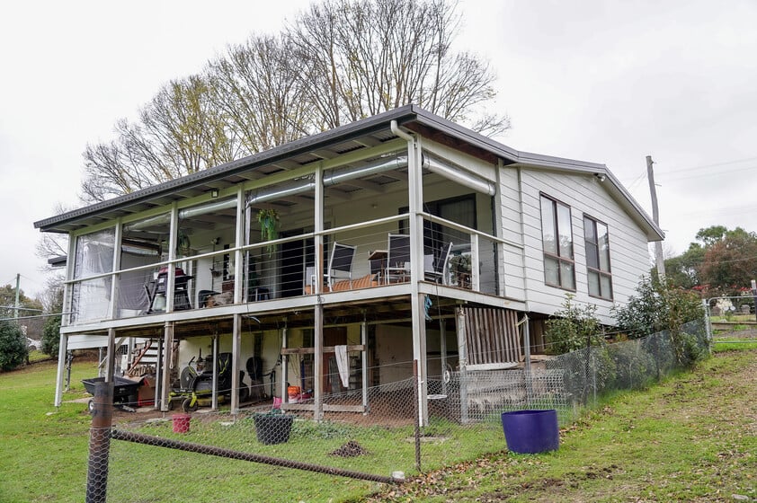 (PENDING) RIVER FRONT AGREAGE with| Renovated Home |EQUINE FACILITIES