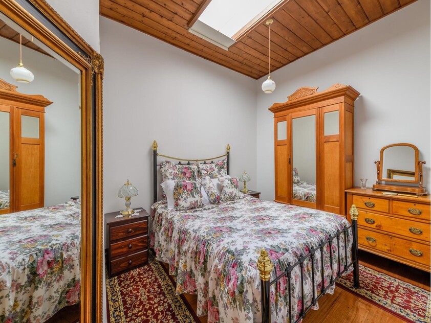 ENJOY VILLAGE LIFE IN FRIENDLY HISTORIC RICHMOND a short drive to Hobart & Airport. 2 CO-JOINED COTTAGES CONVICT BUILT 1823. MULTIPLE OPTION PROPERTY.