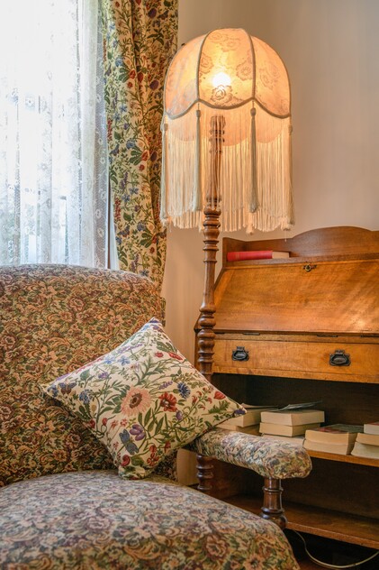 ENJOY VILLAGE LIFE IN FRIENDLY HISTORIC RICHMOND a short drive to Hobart & Airport. 2 CO-JOINED COTTAGES CONVICT BUILT 1823. MULTIPLE OPTION PROPERTY.