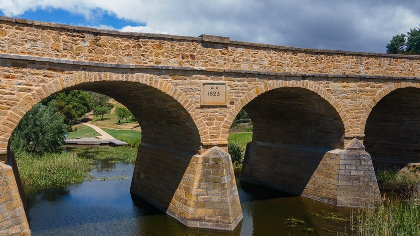 ENJOY VILLAGE LIFE IN FRIENDLY HISTORIC RICHMOND a short drive to Hobart & Airport. 2 CO-JOINED COTTAGES CONVICT BUILT 1823. MULTIPLE OPTION PROPERTY.