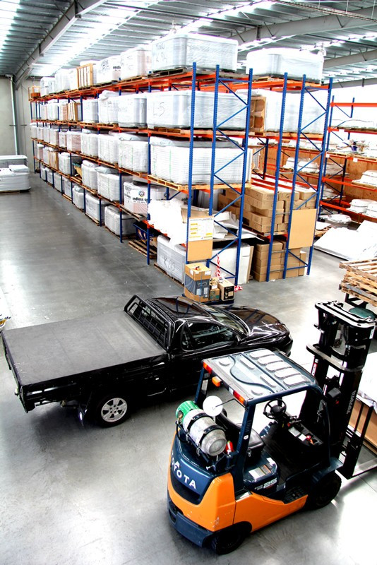 Prime Showroom & Warehouse with Exceptional Highway Frontage